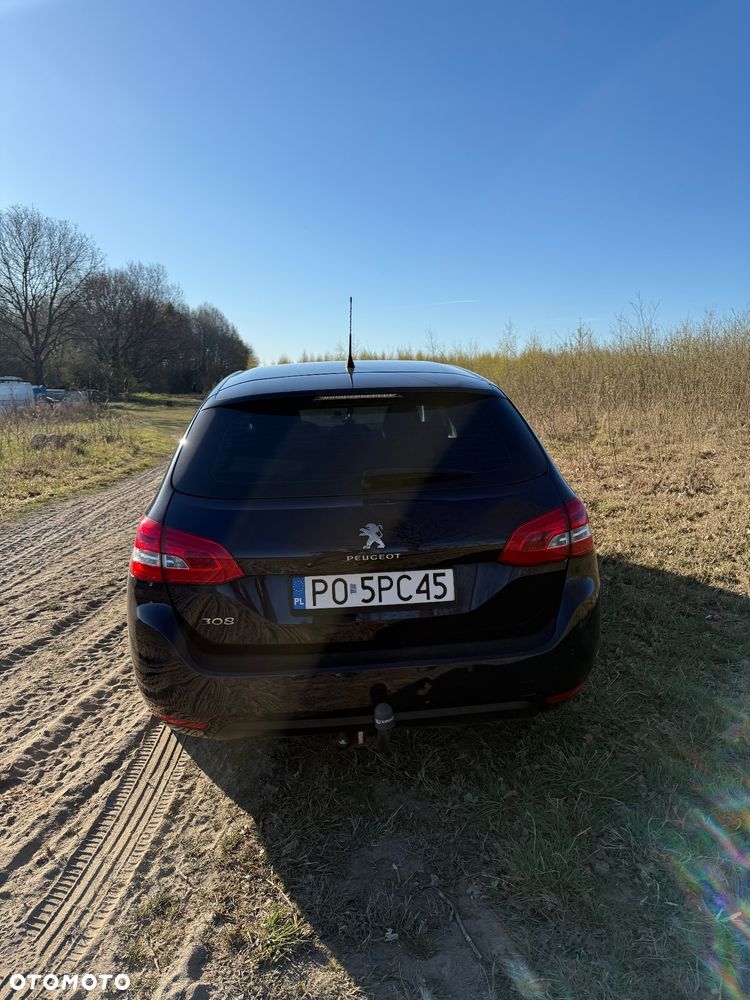 Peugeot 308 1.2 PureTech Allure S&S - 5