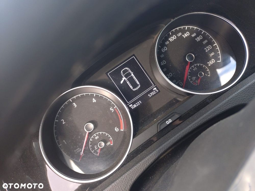 Volkswagen Golf 1.6 TDI SCR Comfortline - 5