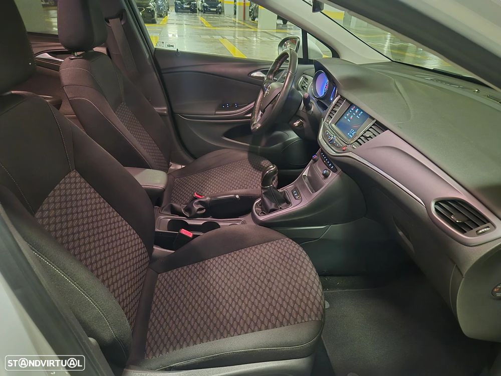 Opel Astra 1.0 Turbo S&S Dynamic - 33