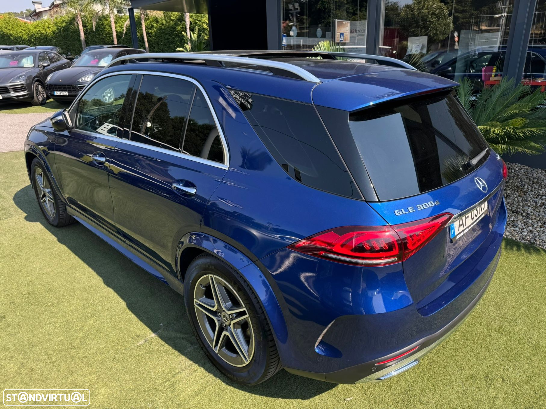 Mercedes-Benz GLE 300 d 4Matic - 16