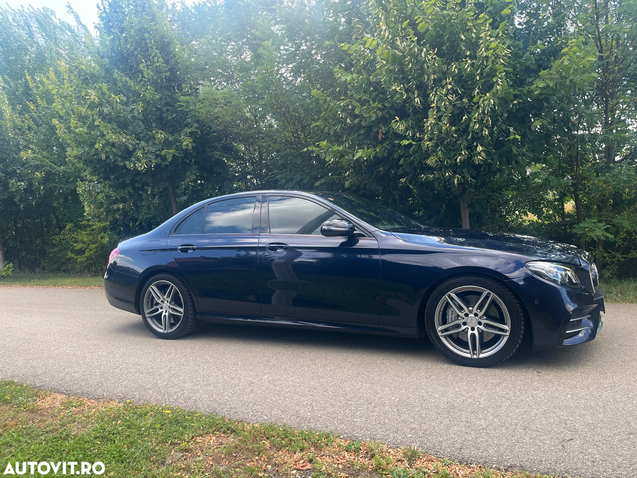 Mercedes-Benz E 43 AMG 4Matic 9G-TRONIC - 10
