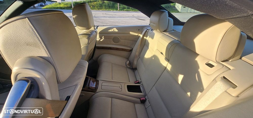 BMW 325 i Edition Exclusive - 12