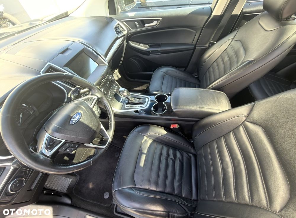 Ford Edge 3.5 SE AWD - 11