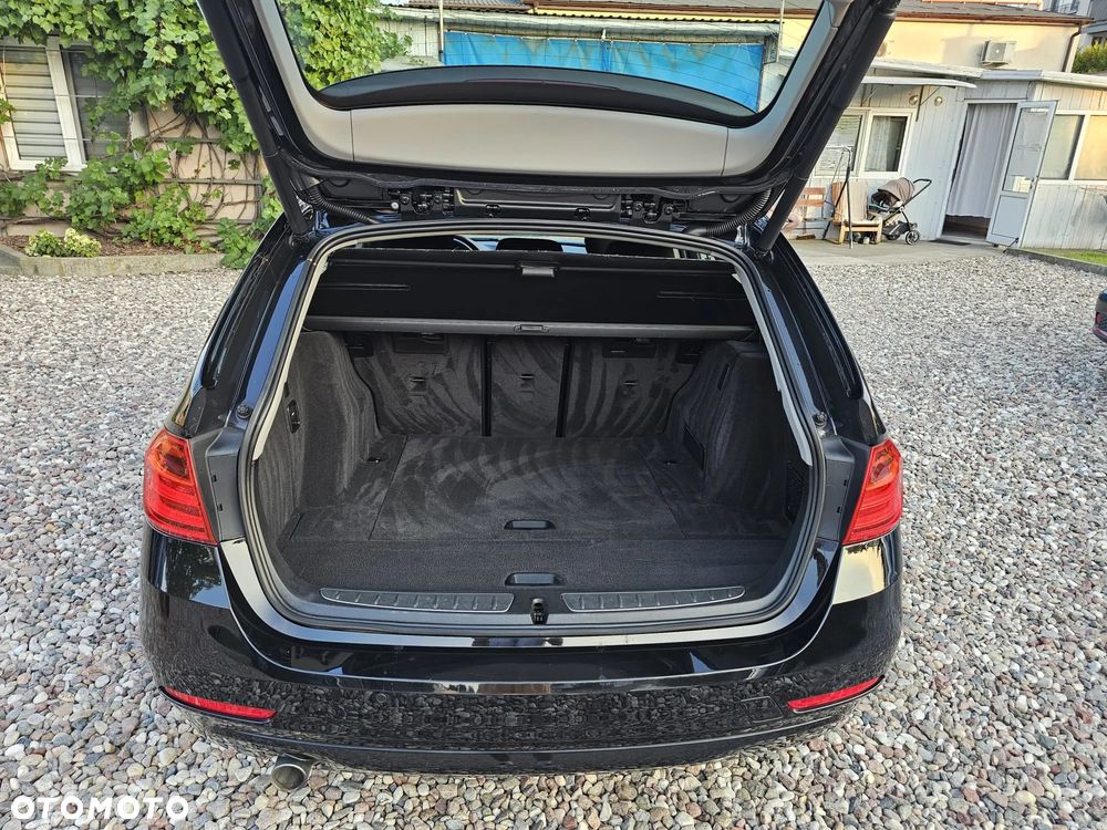 BMW Seria 3 320d - 10