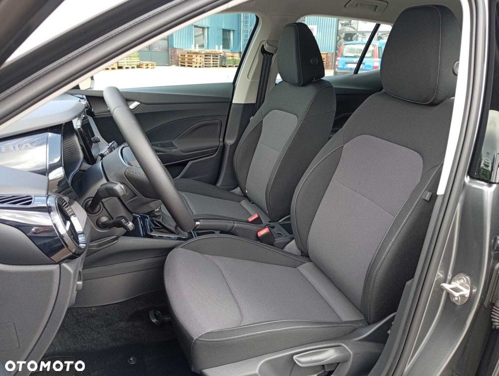 Skoda Fabia 1.0 TSI Drive DSG - 11