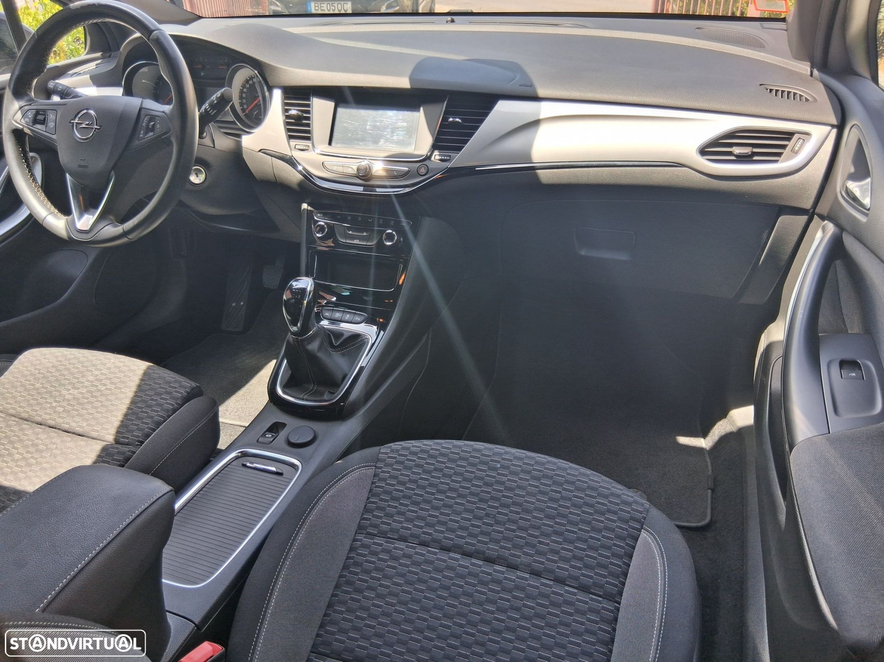 Opel Astra 1.2 T GS Line S/S - 27