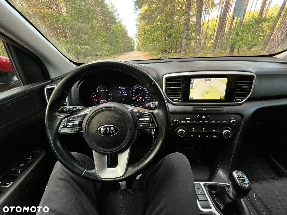 Kia Sportage 1.6 CRDI Black Edition 2WD - 23