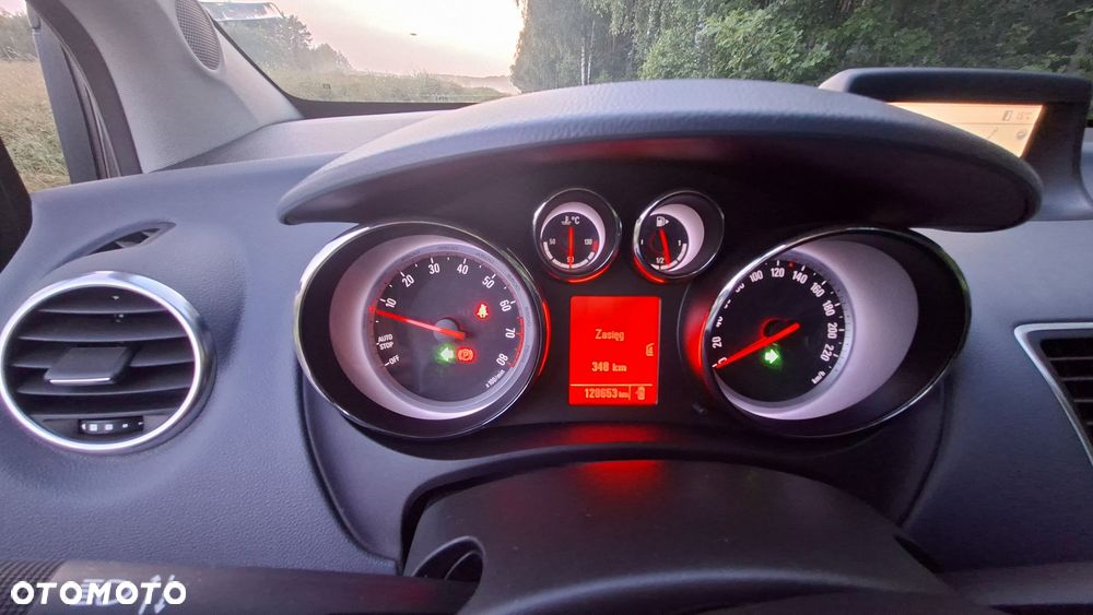 Opel Meriva - 8