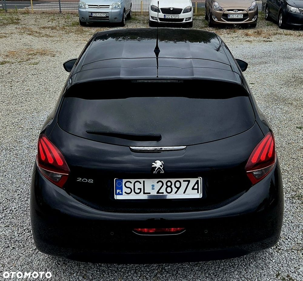 Peugeot 208 - 28
