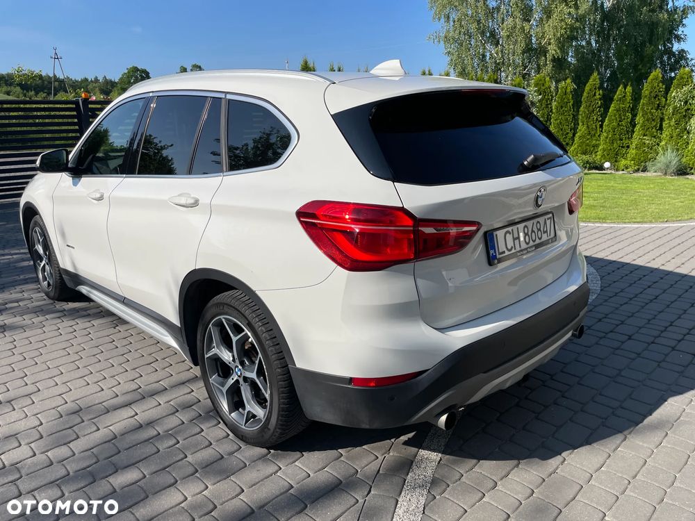 BMW X1 xDrive25i xLine - 8
