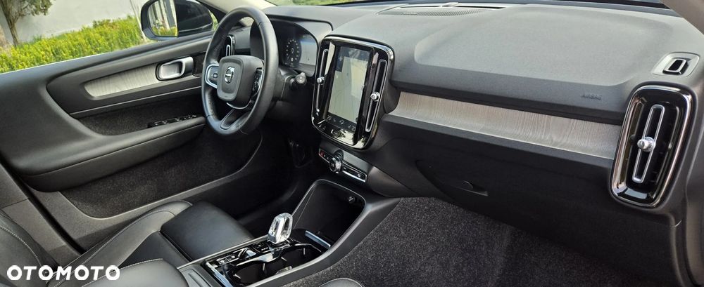 Volvo XC 40 D4 AWD Geartronic Inscription - 13