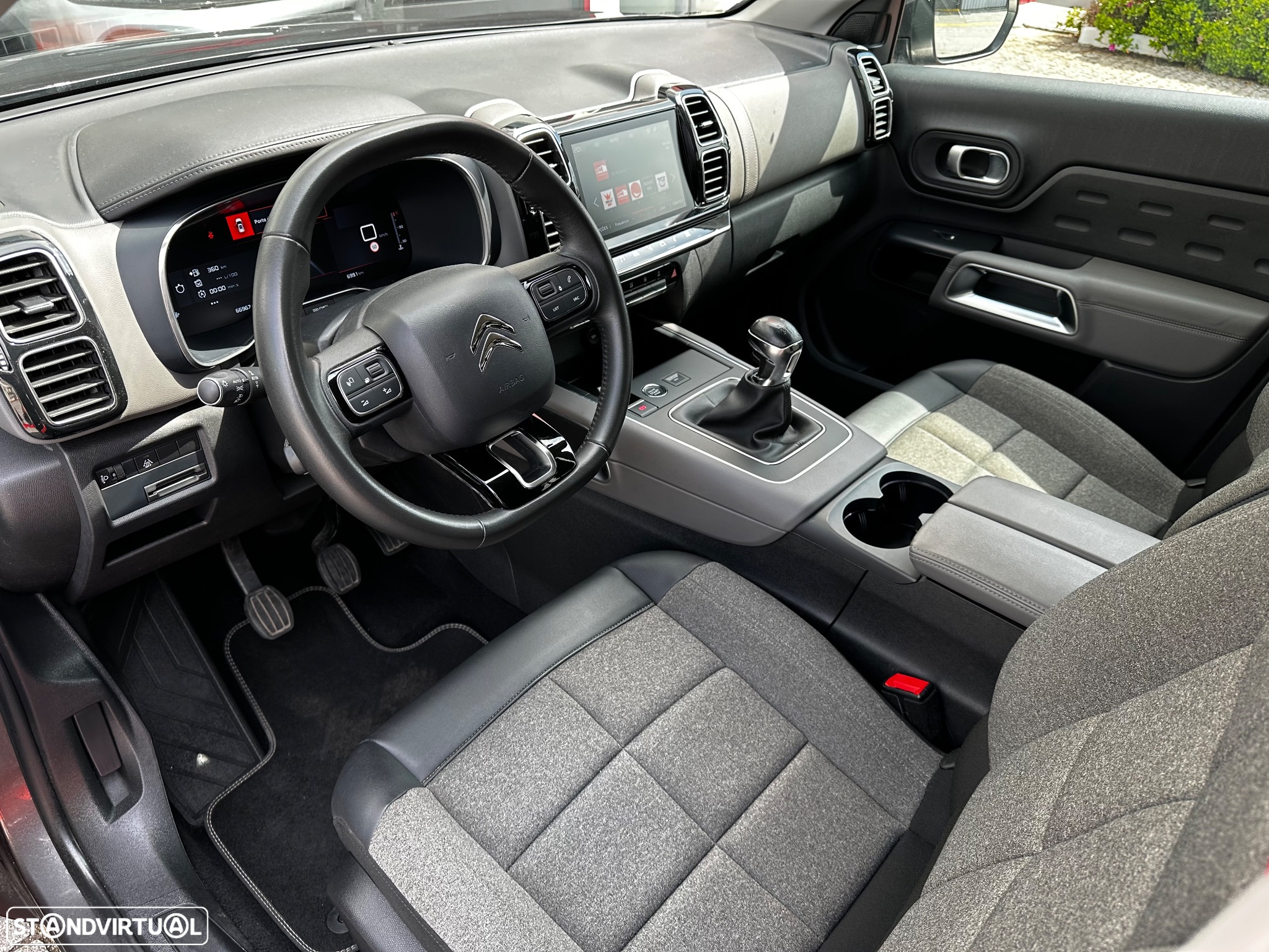 Citroën C5 Aircross 1.5 BlueHDi Feel Pack - 11