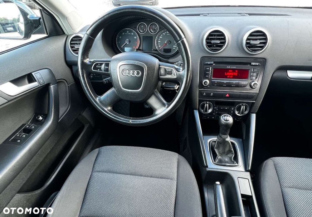 Audi A3 Sportback - 9