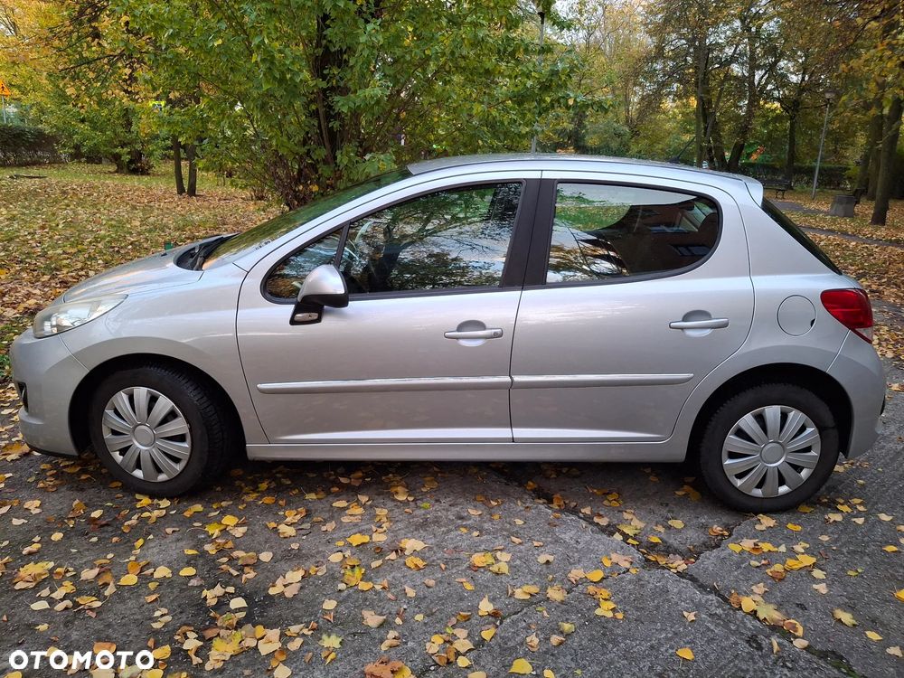Peugeot 207