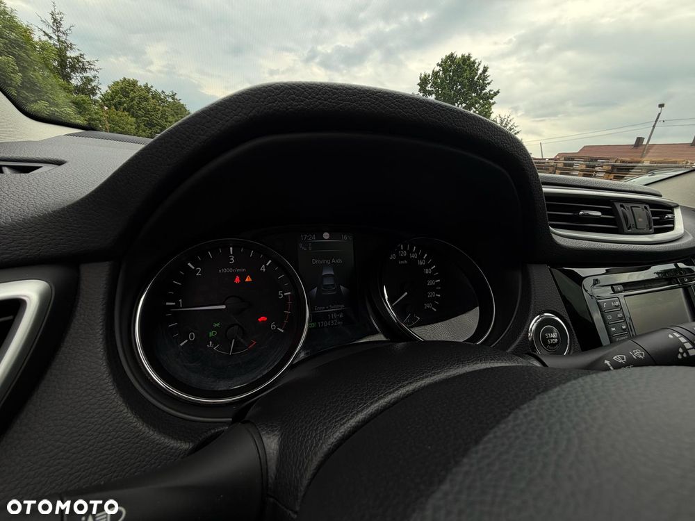Nissan Qashqai 1.6 dCi Xtronic TEKNA+ - 31