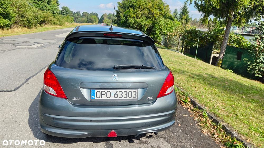 Peugeot 207 - 8