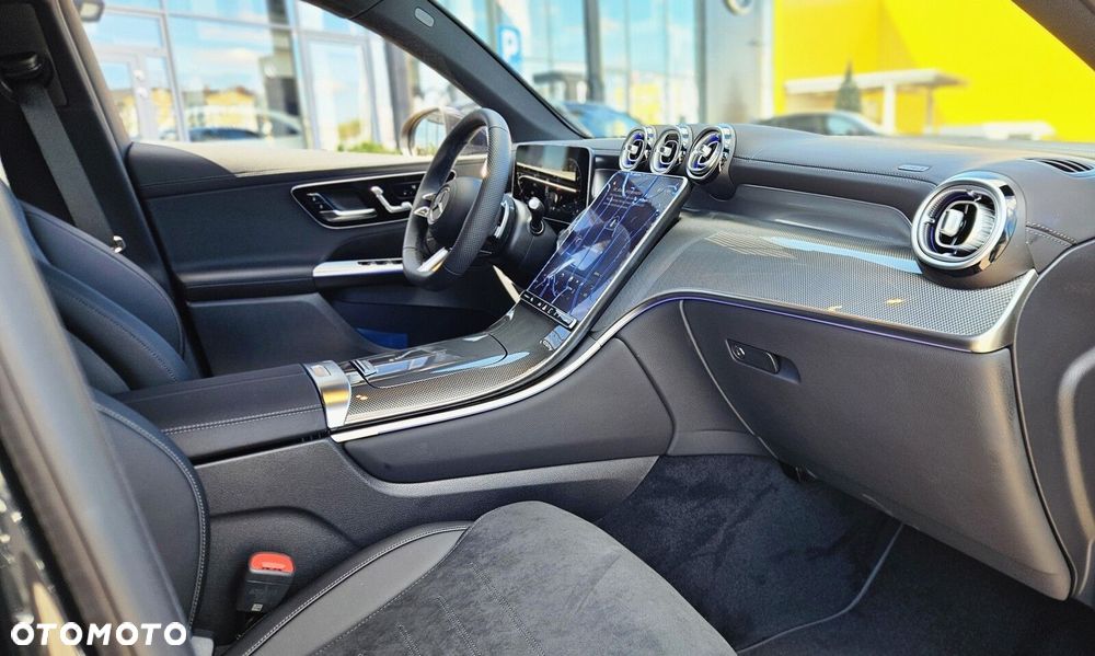 Mercedes-Benz GLC - 14