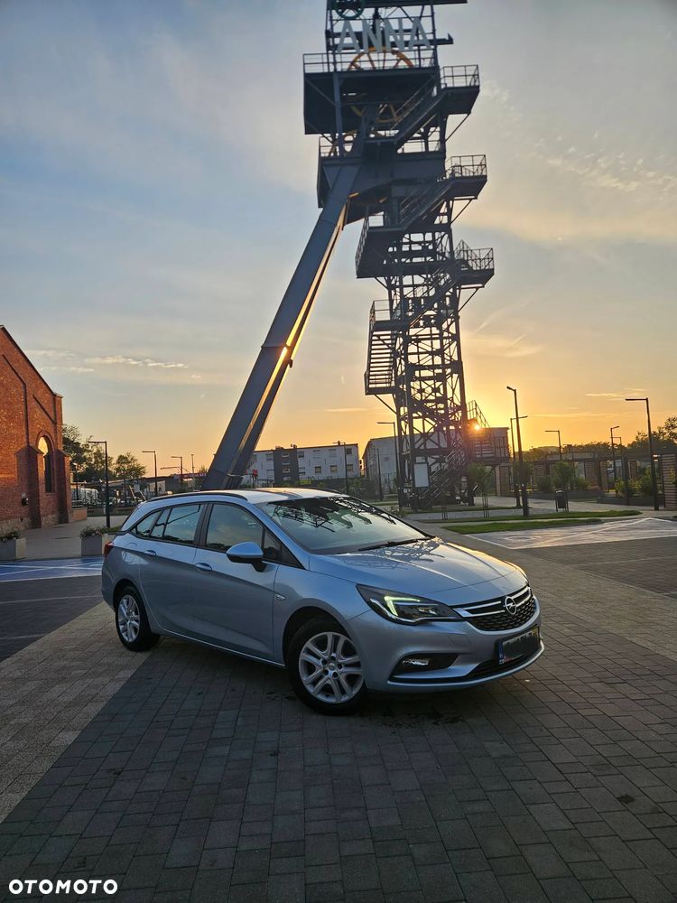 Opel Astra 1.0 Turbo Start/Stop 120 Jahre - 3