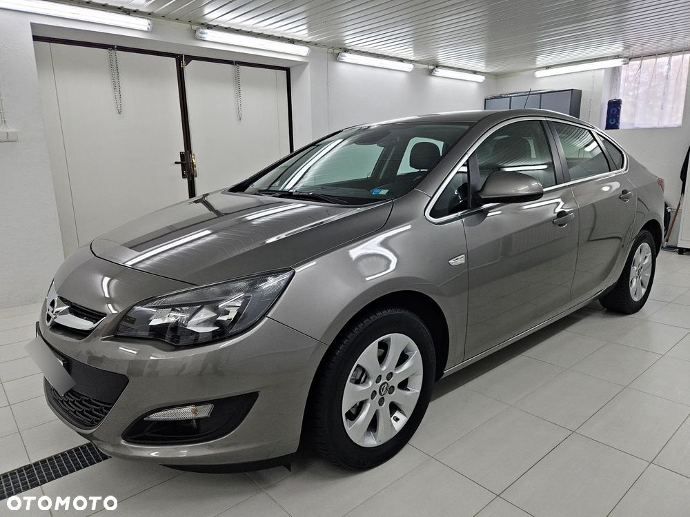 Opel Astra - 11
