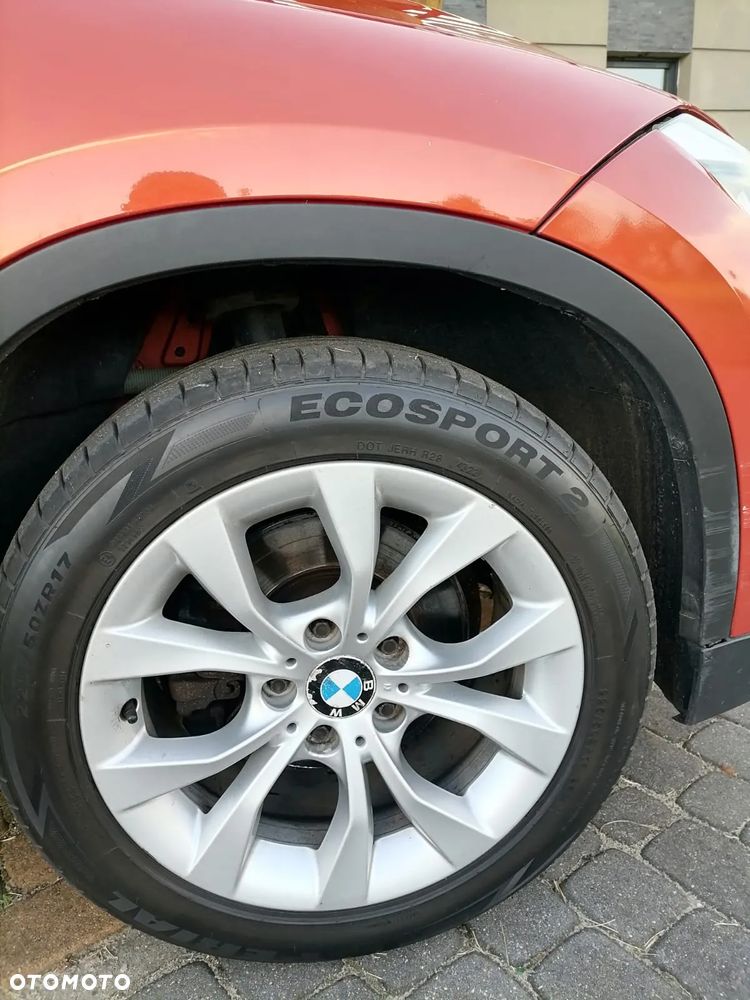 BMW X1 sDrive16d - 12