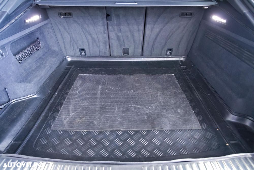 Audi Q8 50 TDI quattro Tiptronic - 12