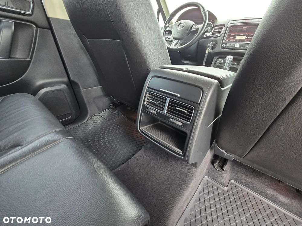 Volkswagen Touareg - 32