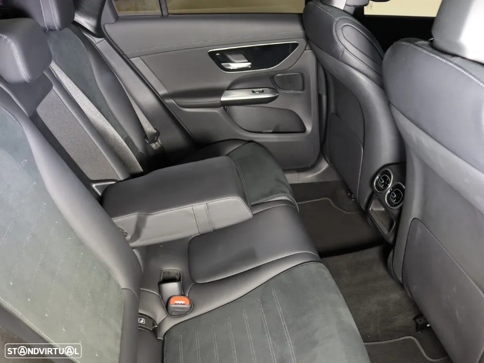 Mercedes-Benz GLC 300 de 4Matic - 11