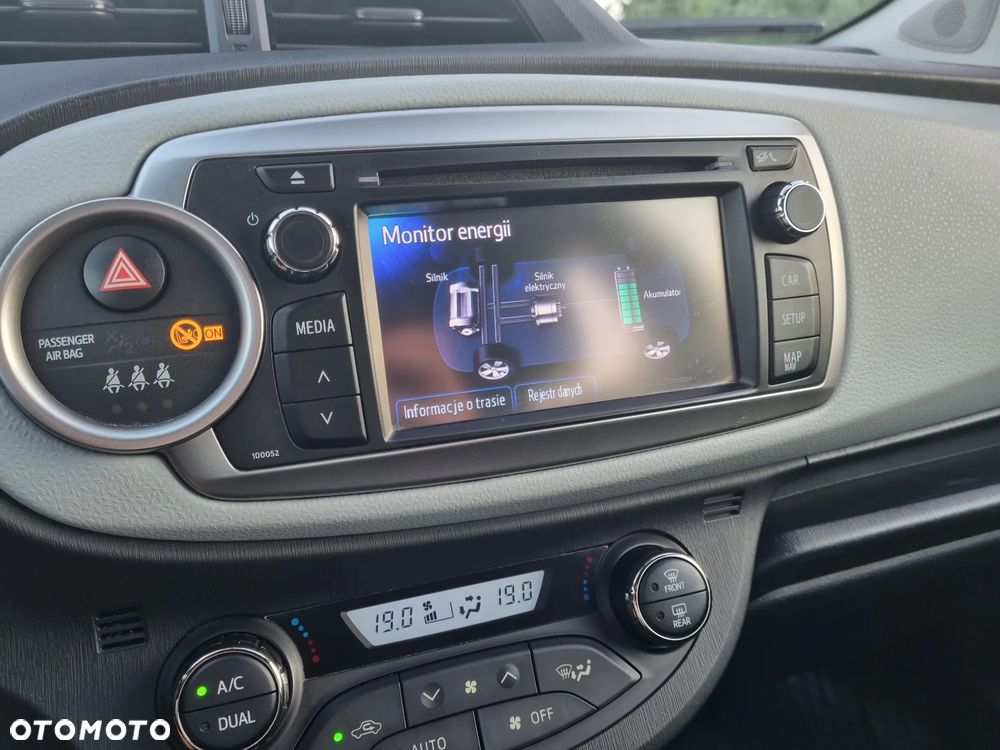 Toyota Yaris 1.5 VVT-i - 19