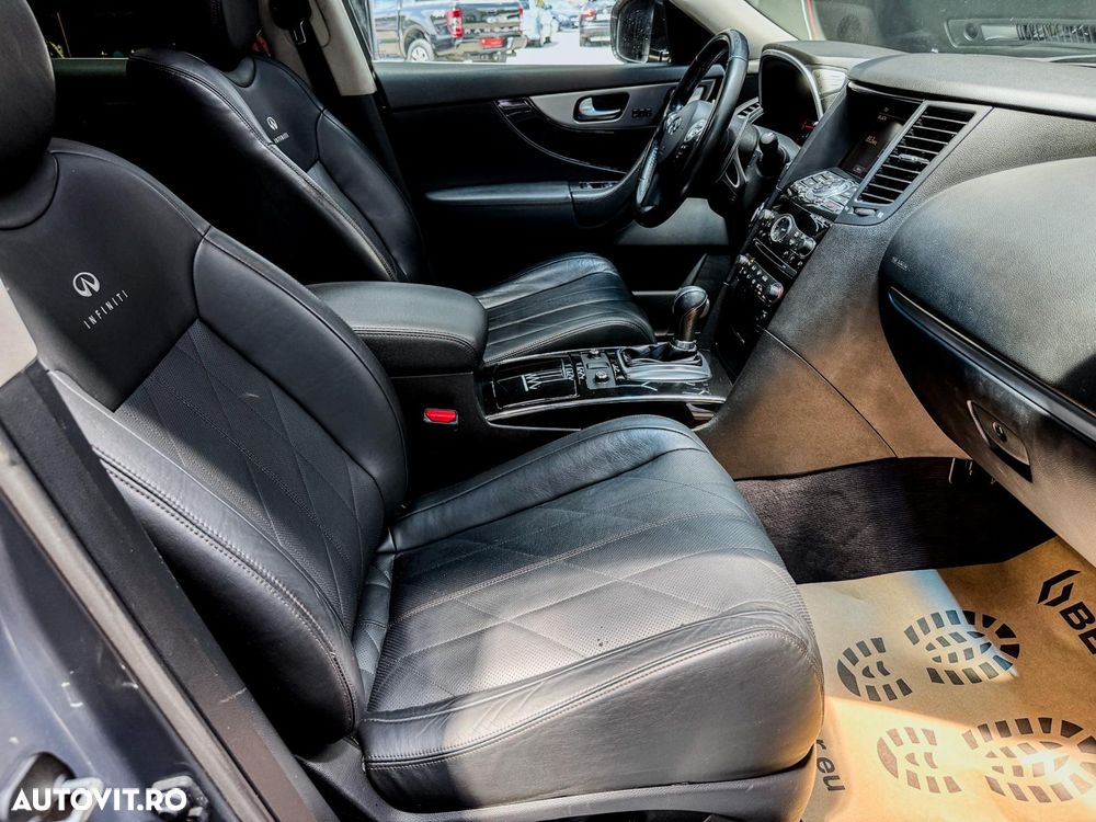 Infiniti FX 30 FX30d AWD Aut. S - 26