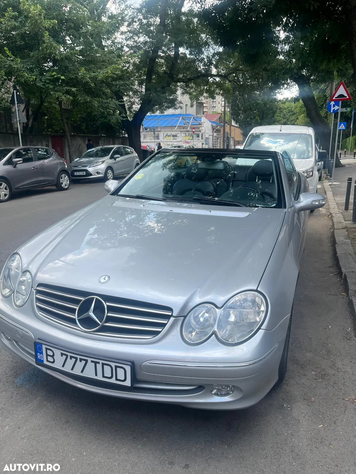 Mercedes-Benz CLK Cabrio 200 Kompressor Automatik Avantgarde - 2