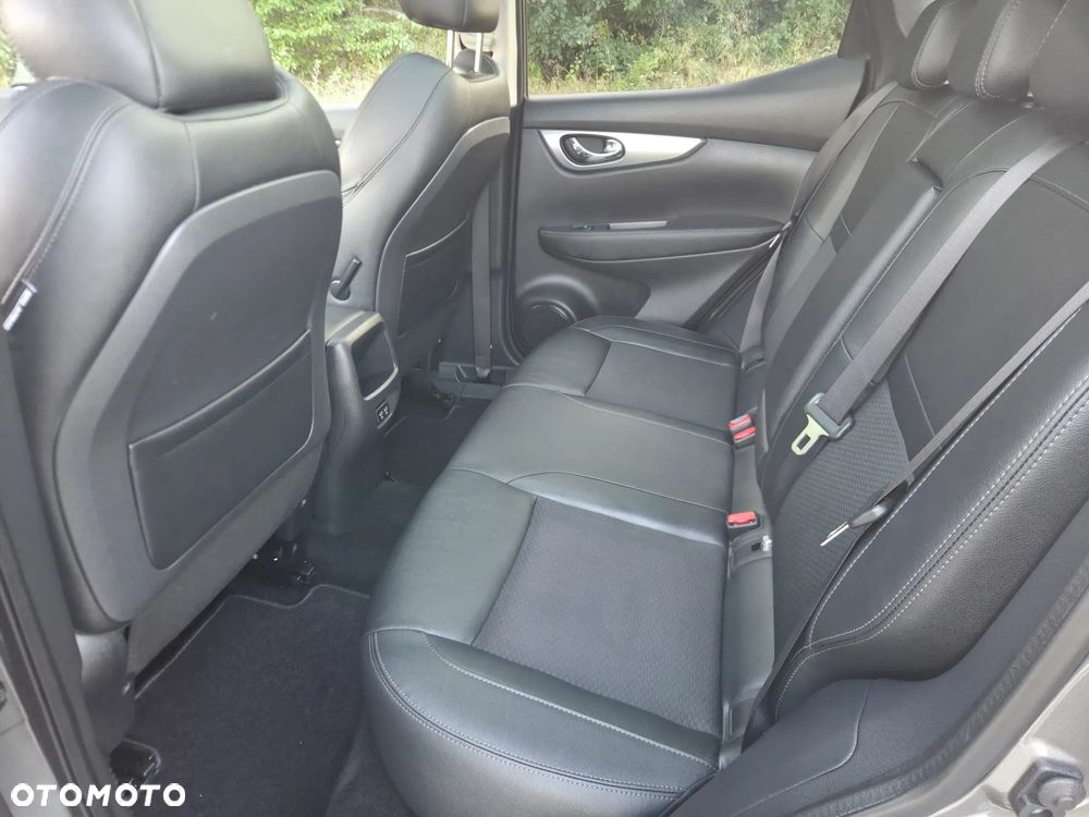 Nissan Qashqai 1.3 DIG-T N-Connecta DCT - 13