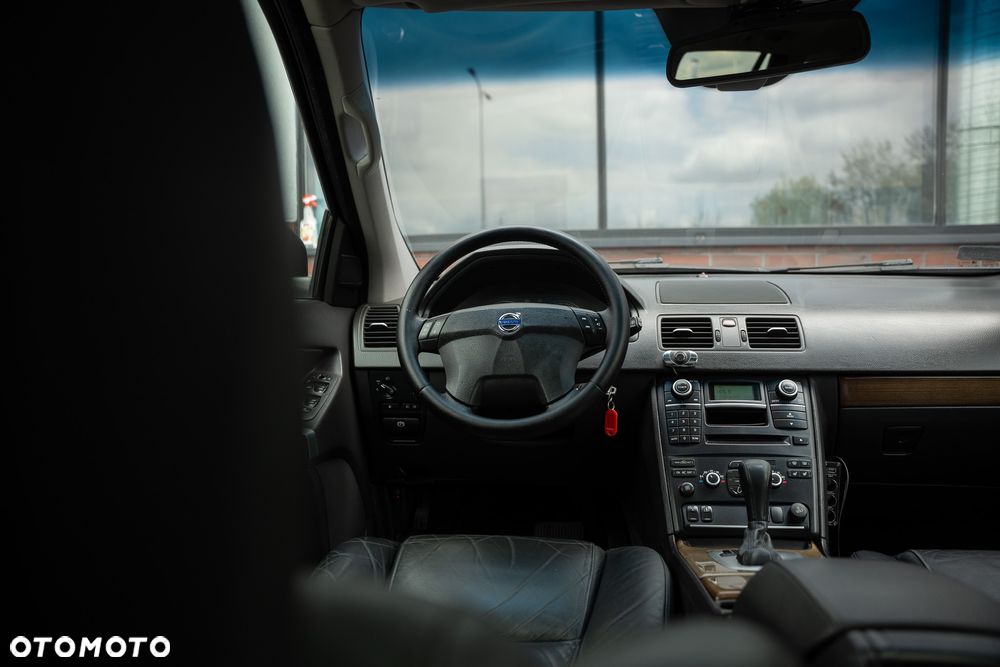 Volvo XC 90 3.2 AWD Geartonic Summum - 27