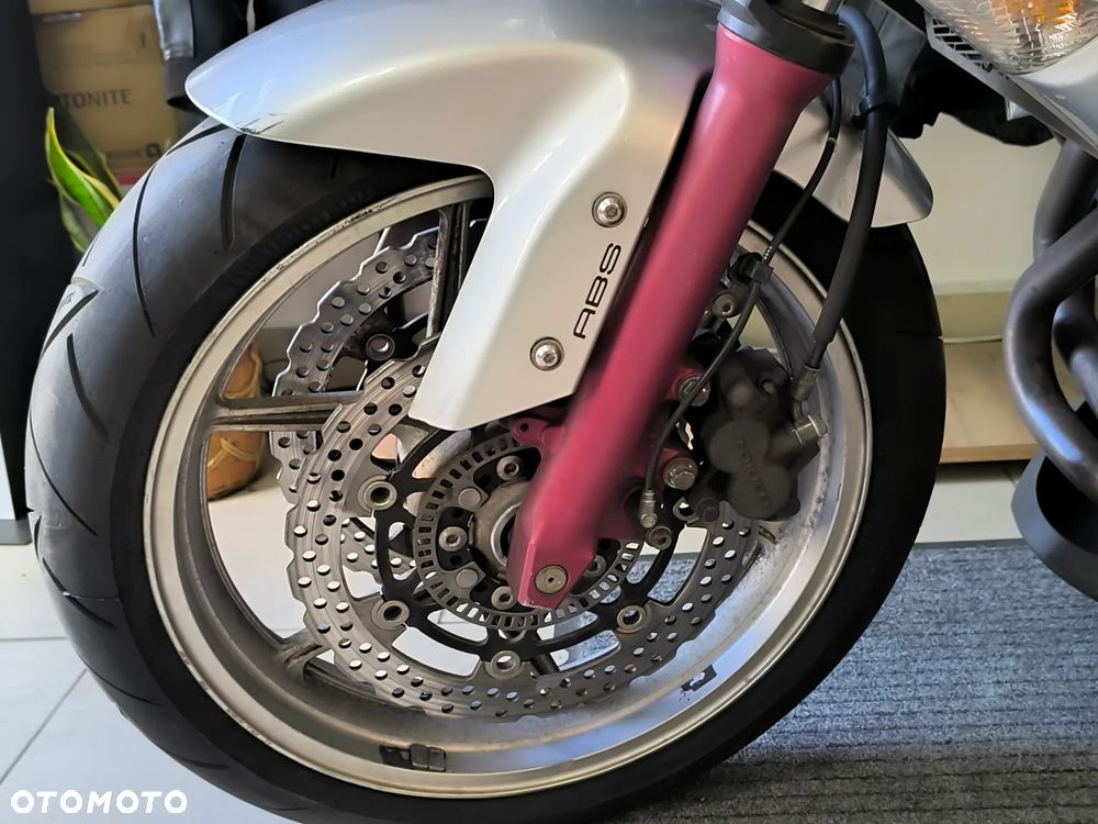 Yamaha XJ - 9