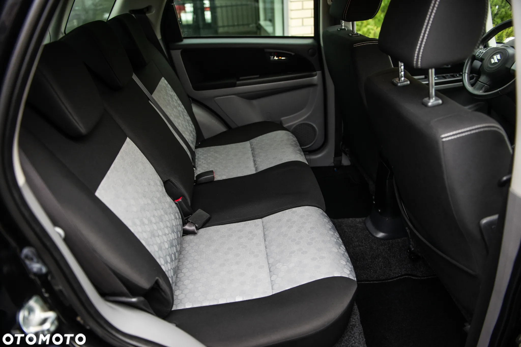 Suzuki SX4 1.6 Premium - 21