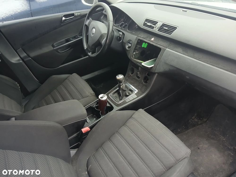 volkswagen passat b6 fotel kanapa deska kokpit podsufitka boczek podłokietnik licznik panel - 2