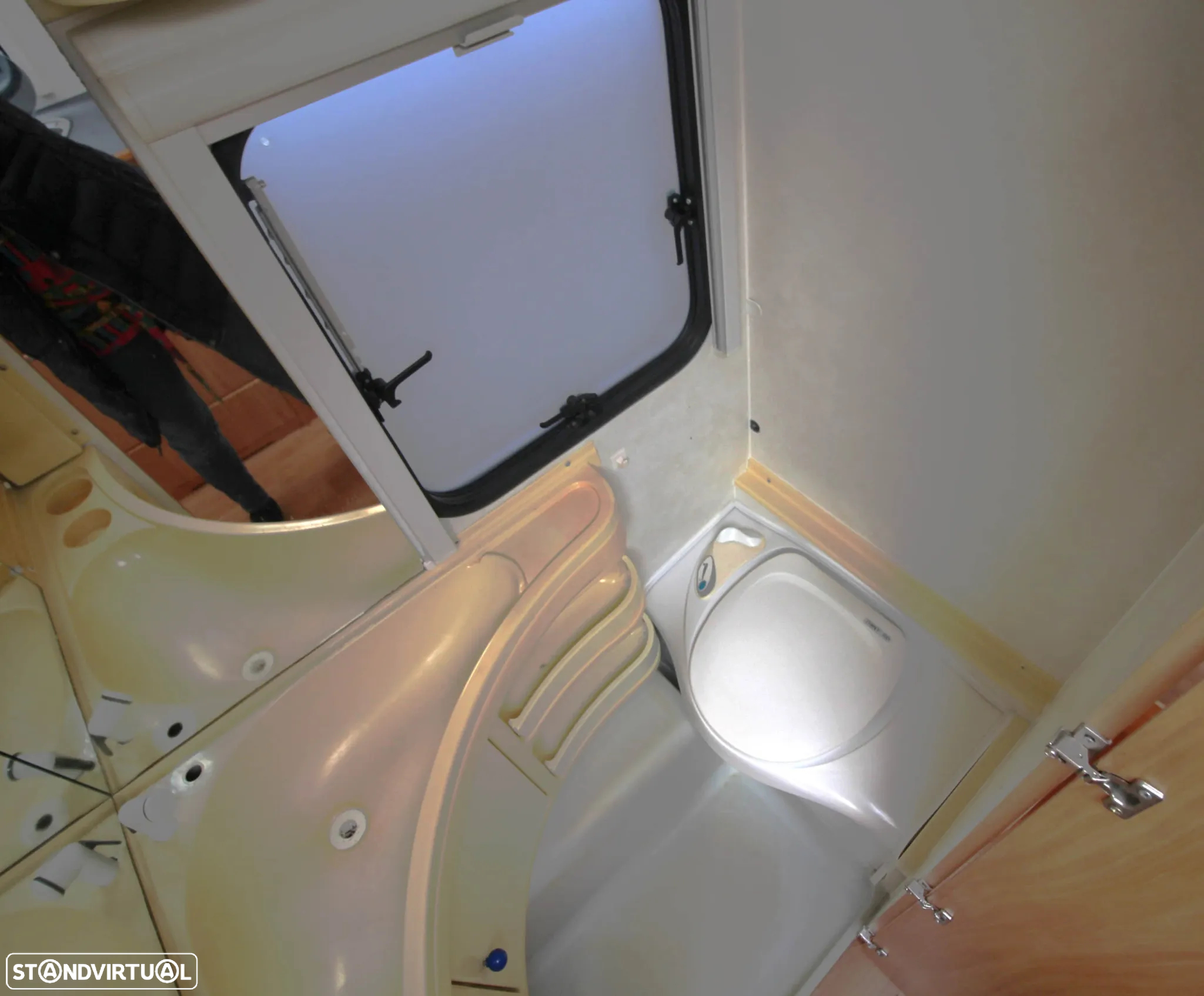 Adria Adora 482PS U2 - 11