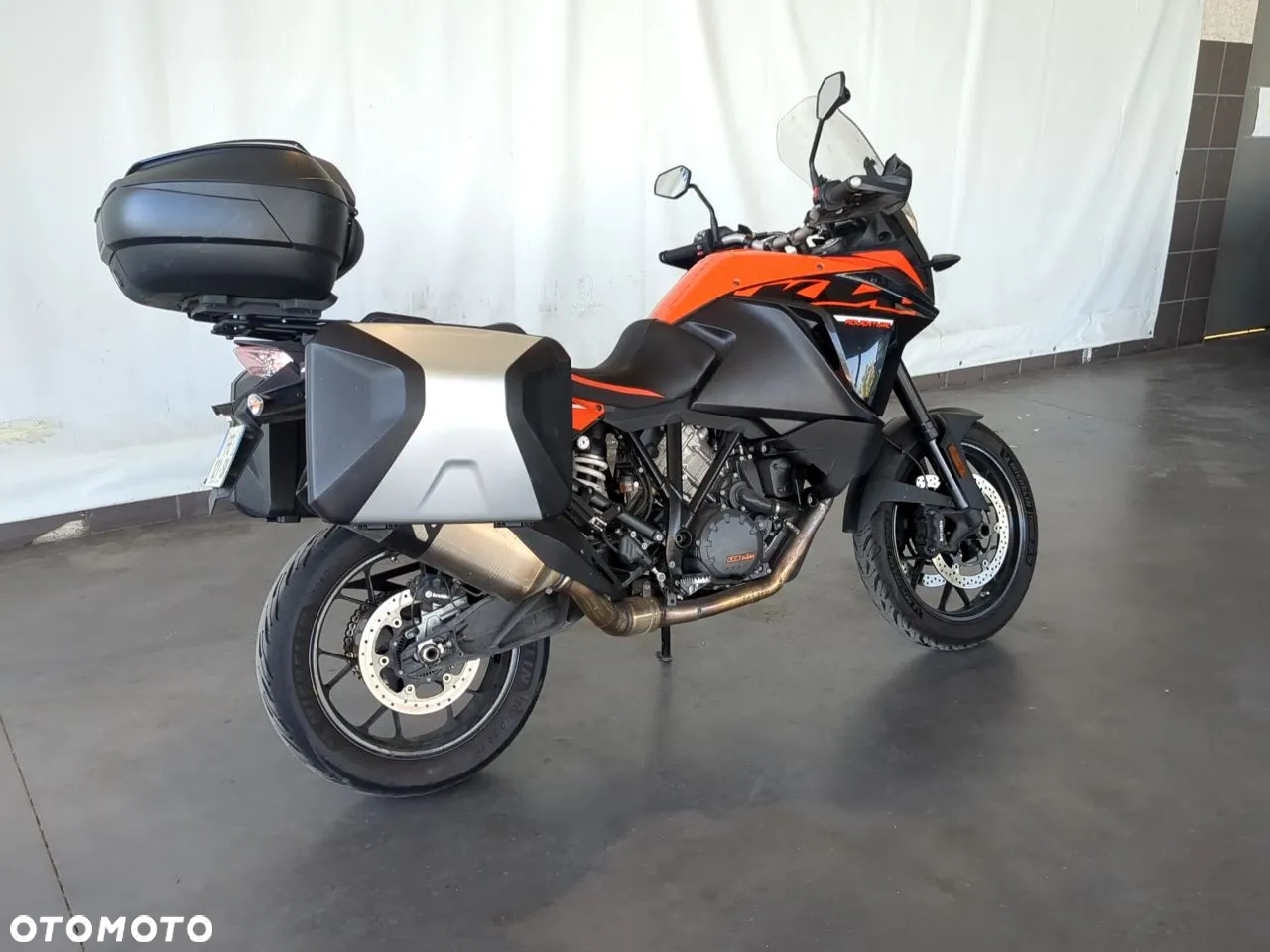 KTM Adventure - 8