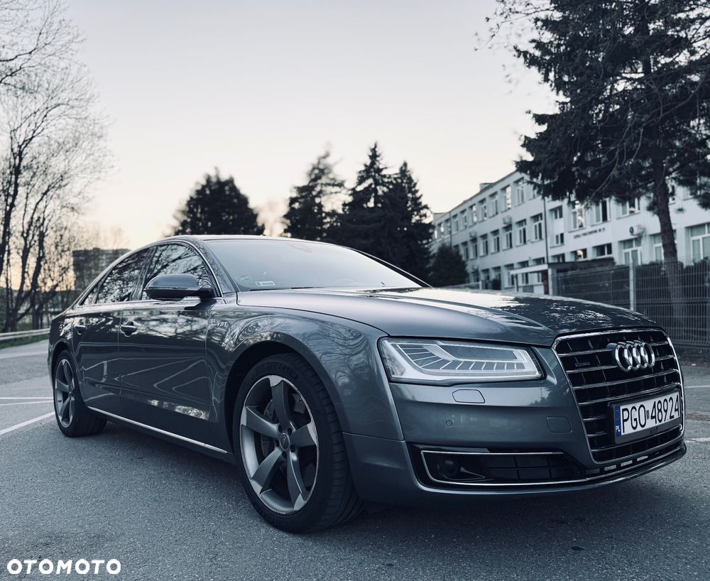 Audi A8 4.2 TDI DPF (clean diesel) quattro tiptronic - 2