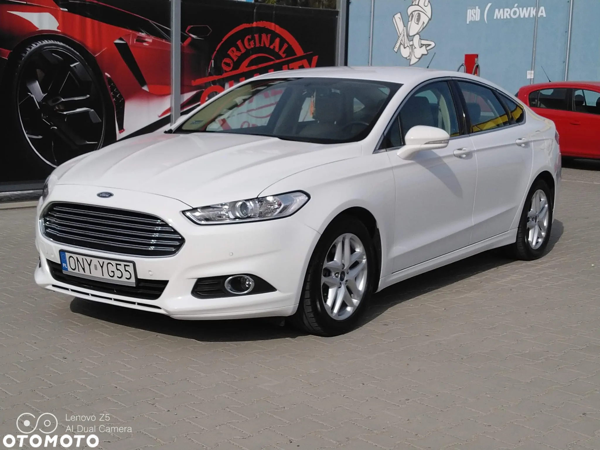 Ford Fusion - 15