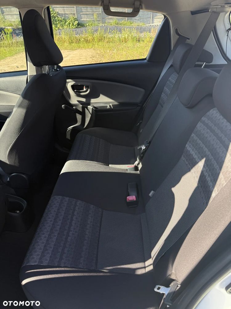 Toyota Yaris 1.33 Premium - 18