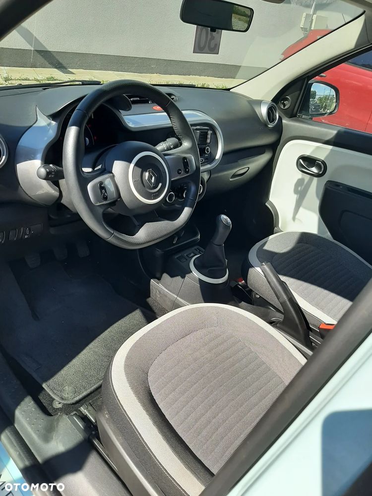 Renault Twingo SCe 70 Start&Stop LIMITED 2018 - 10