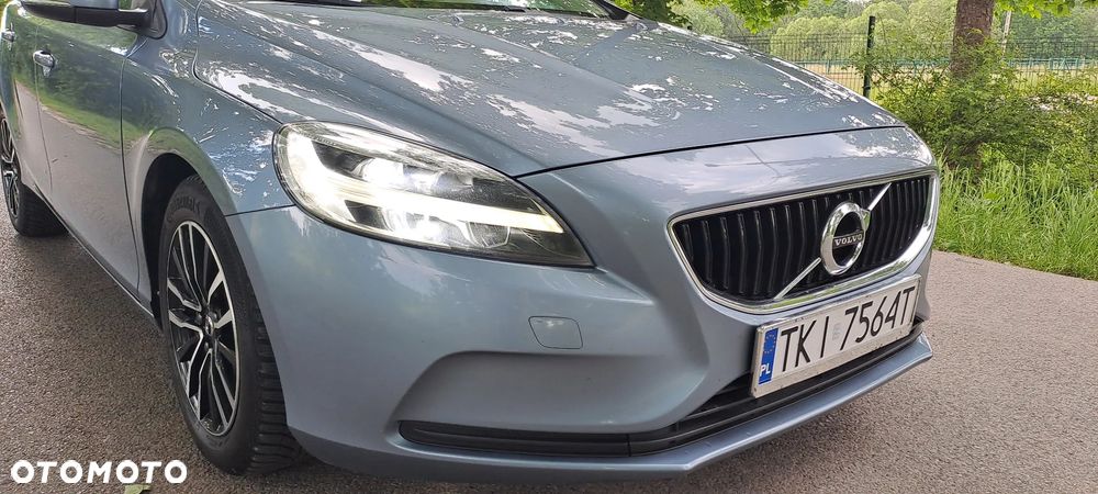 Volvo V40 T3 Geartronic Momentum - 34