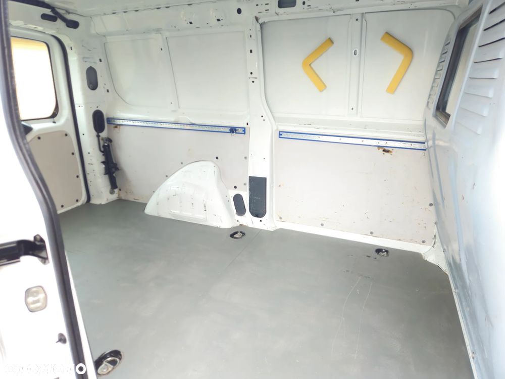 Peugeot EXPERT 2.O LONG KLIMA - 28