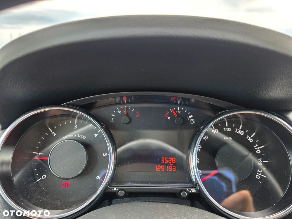 Peugeot 3008 2.0 HDi Allure - 22