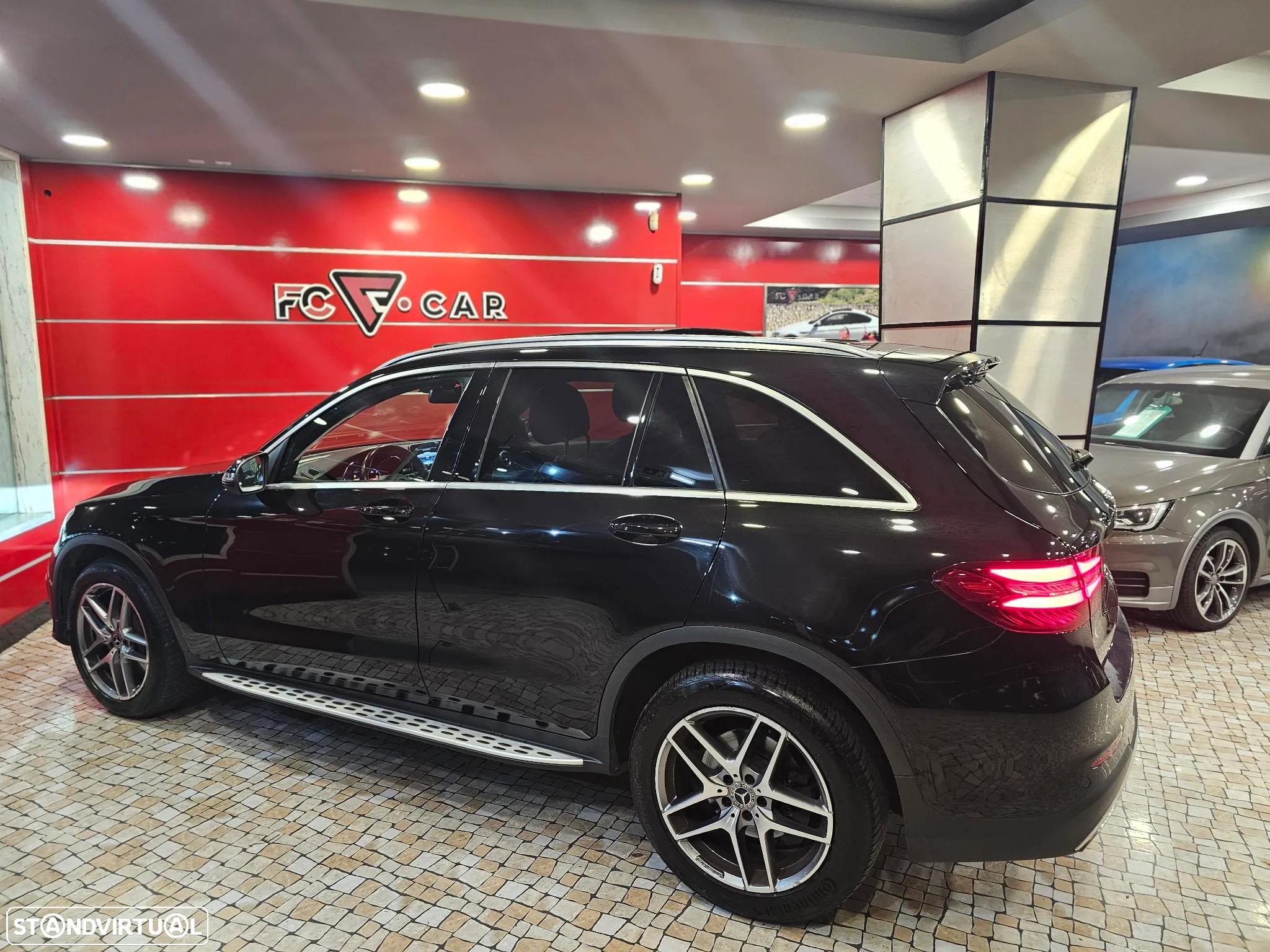 Mercedes-Benz GLC 250 d 4Matic 9G-TRONIC AMG Line - 3
