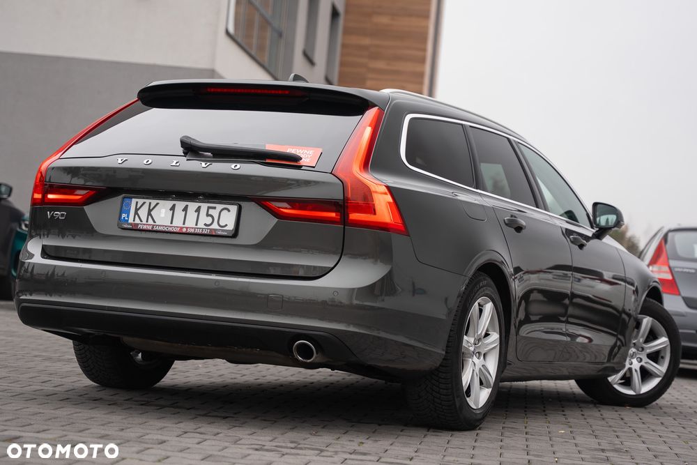 Volvo V90 D3 Geartronic Momentum Pro - 11