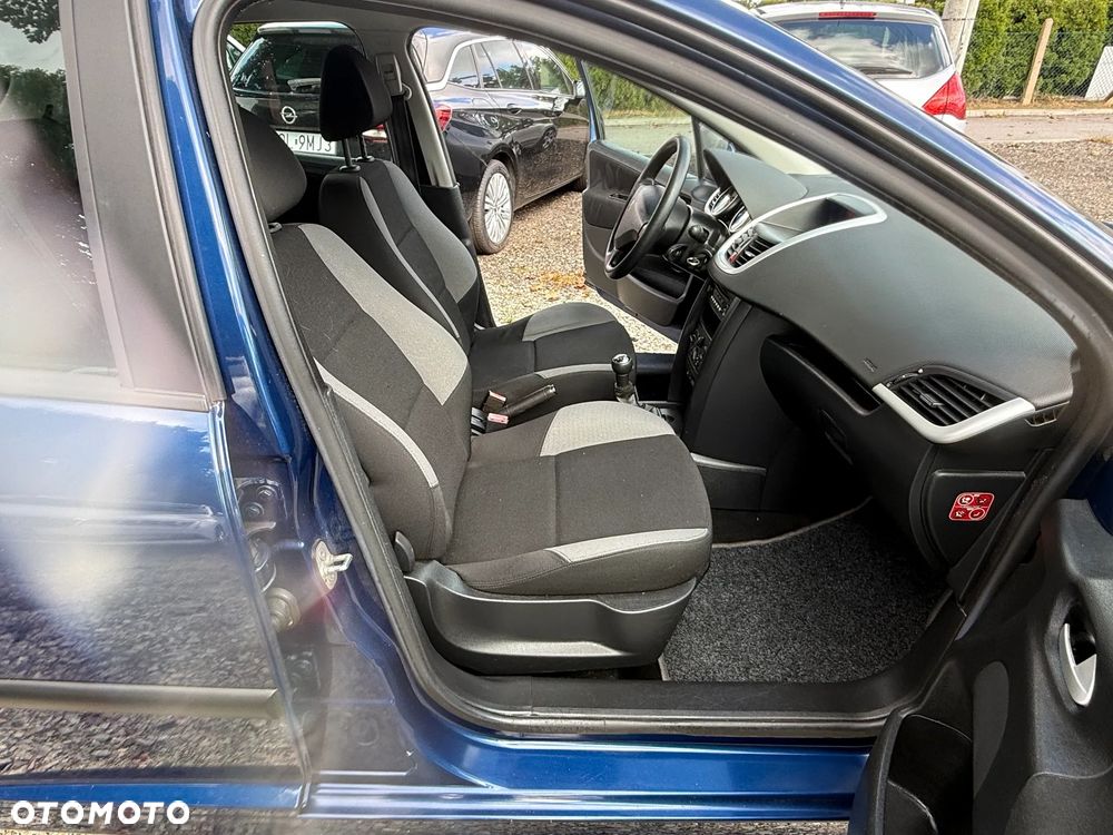 Peugeot 207 75 Urban Move - 7