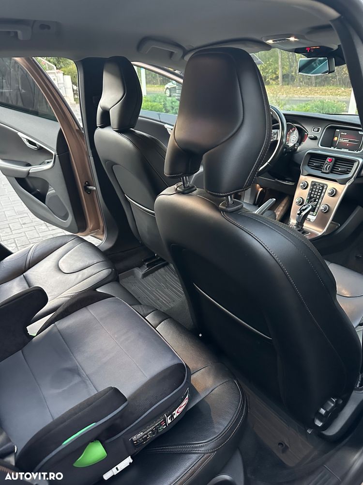 Volvo V40 D3 Aut Summum - 7