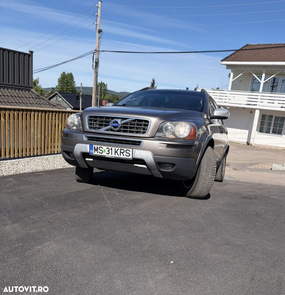 Volvo XC 90 D5 AWD Kinetic - 1