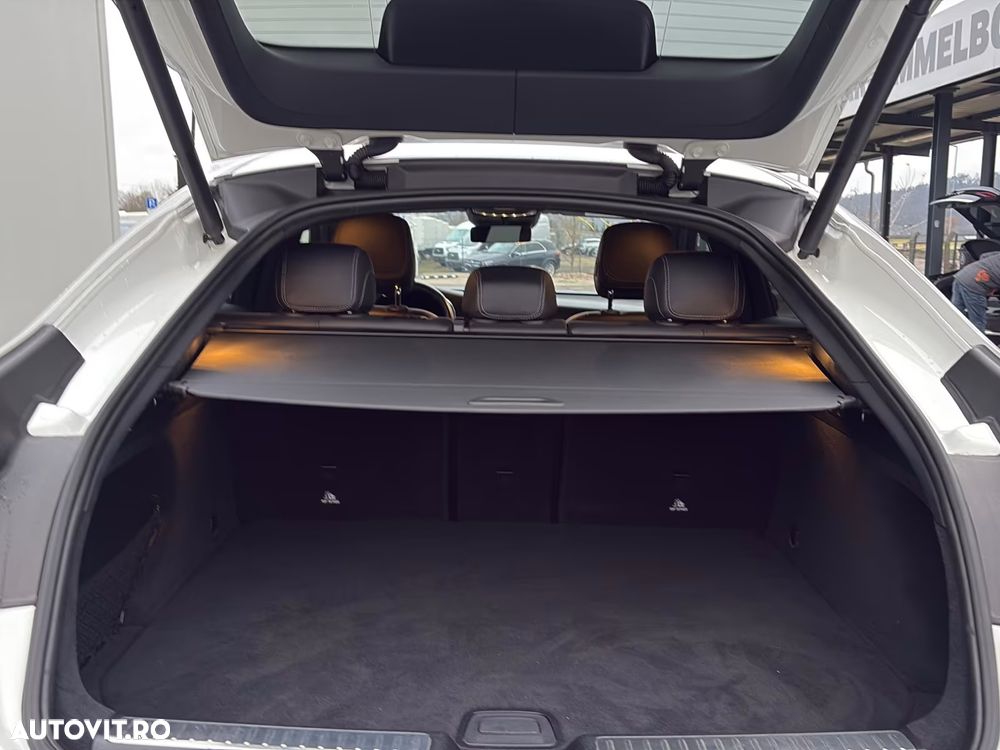 Mercedes-Benz GLC Coupe - 12